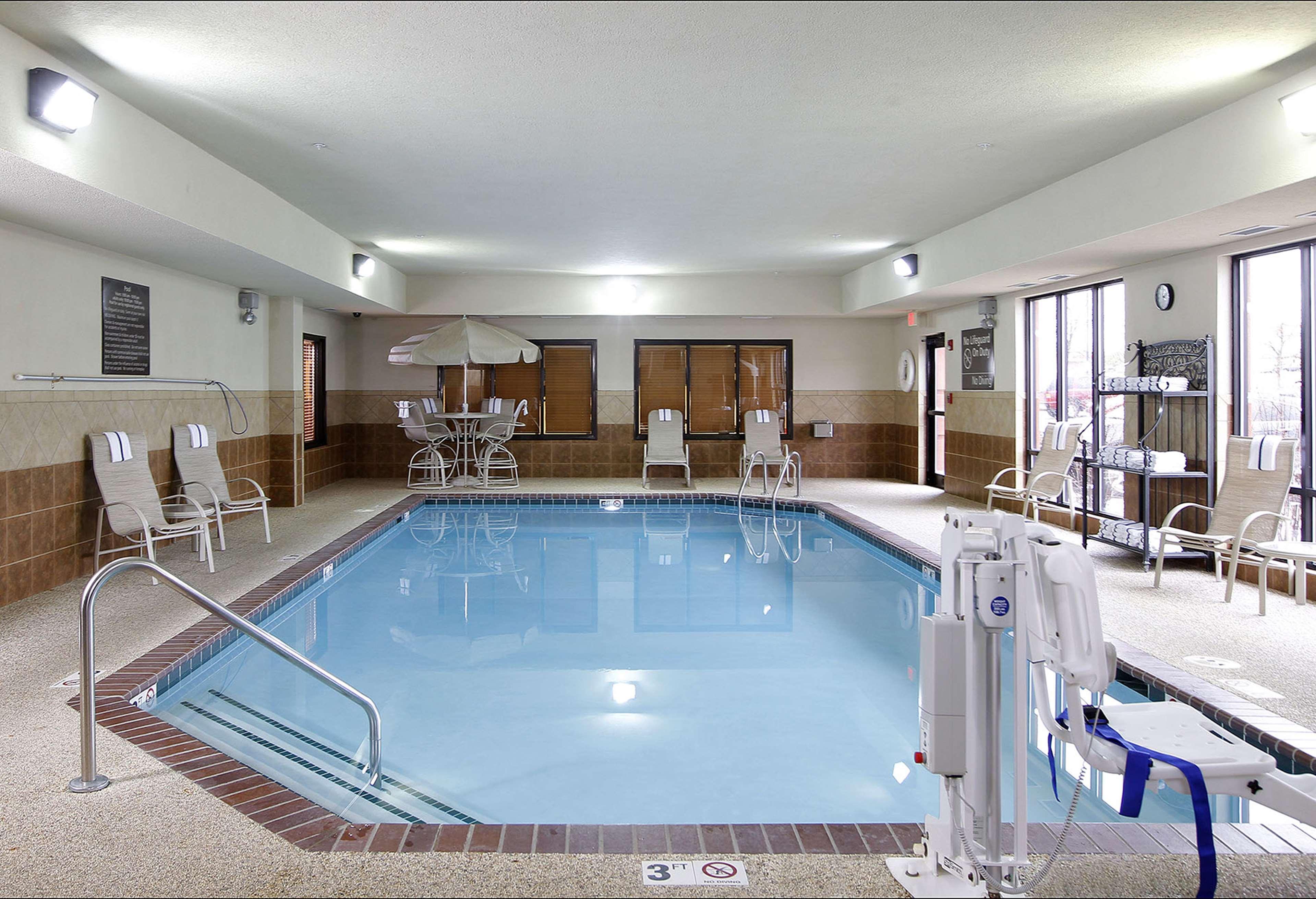 Hampton Inn Waterloo Esterno foto