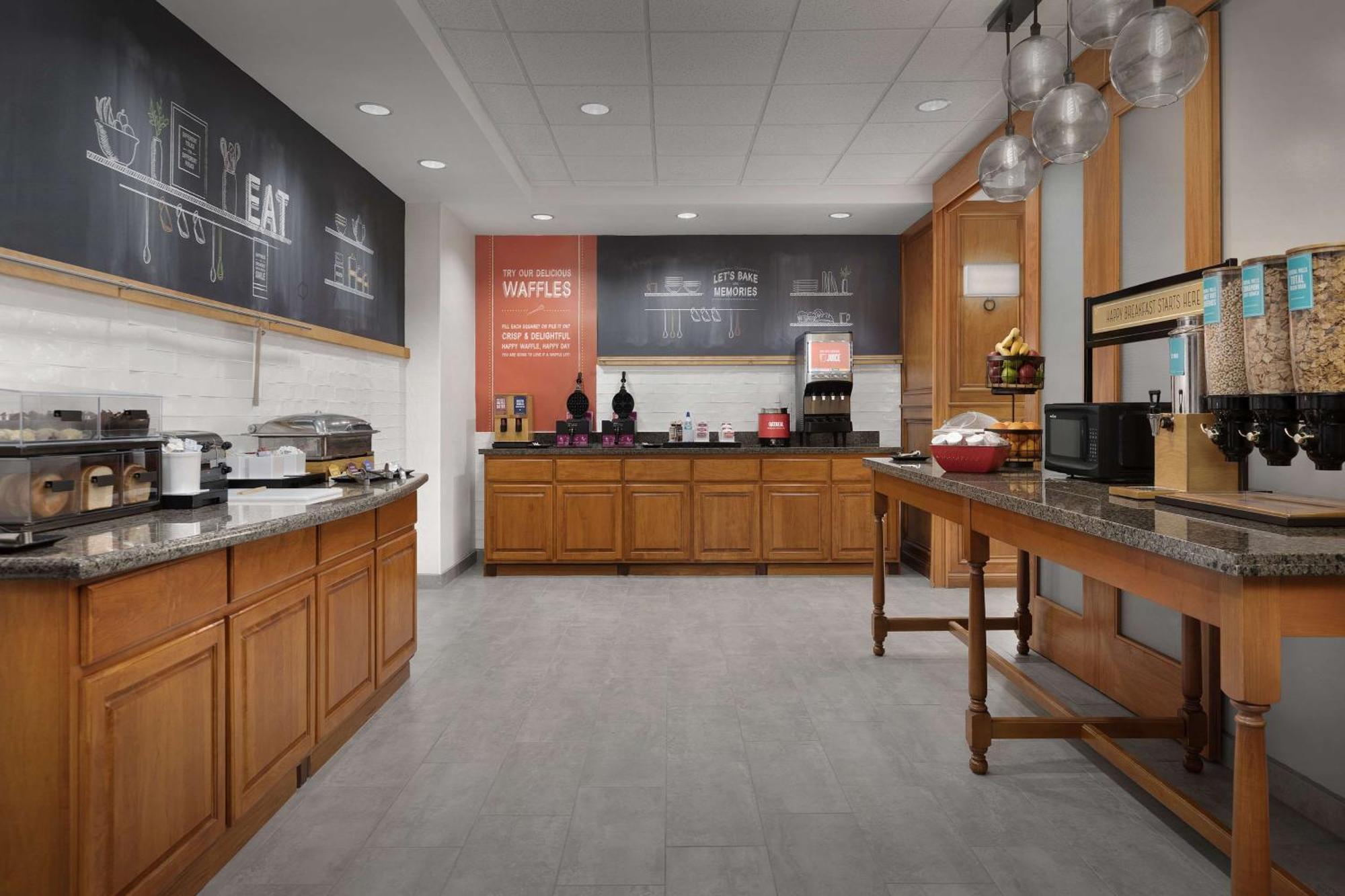 Hampton Inn Waterloo Esterno foto