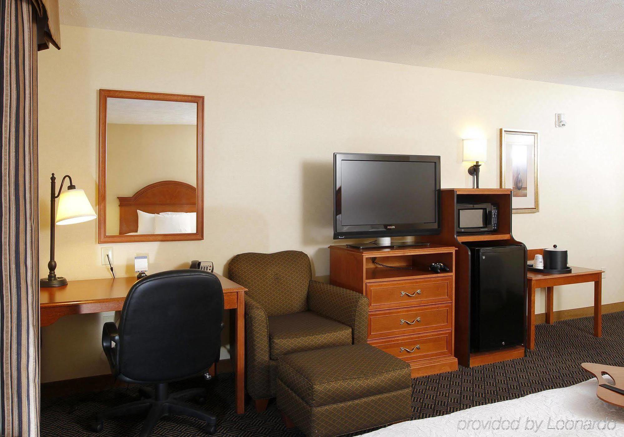 Hampton Inn Waterloo Esterno foto